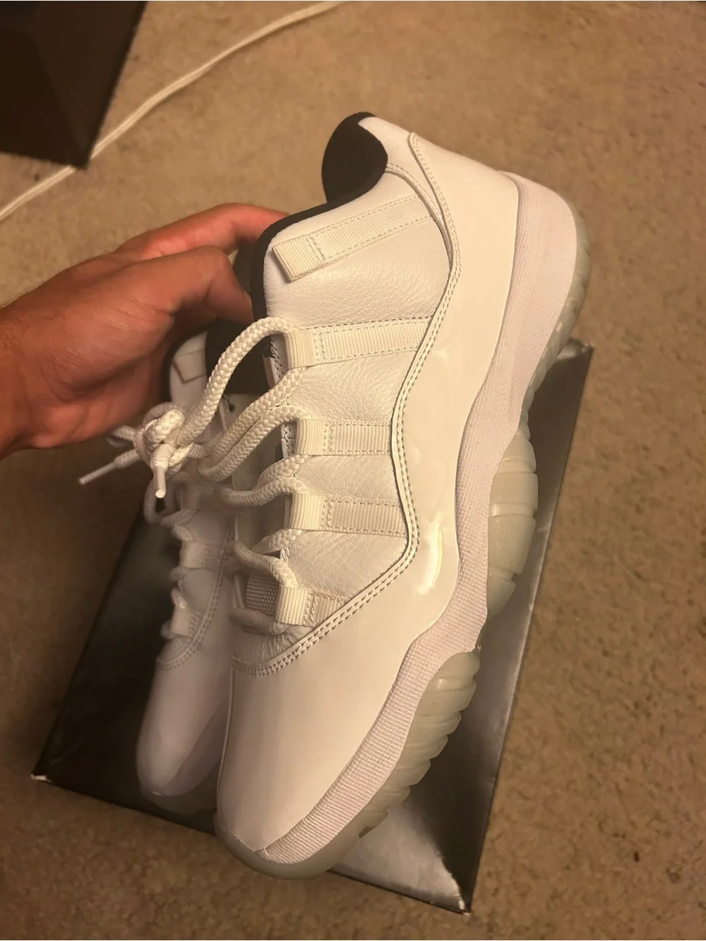 Legend Blue Jordan 11 Low Size 9.5 - Columbia Low